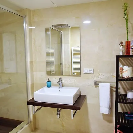 Homely Felix Saenz Malaguese Apartment *