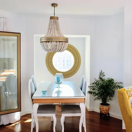 Apartment Homely Felix Saenz Malaguese *